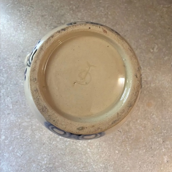 Vintage Handmade Cottagecore blueberry farmhouse creamer pitcher signed pottery - Picture 7 of 7